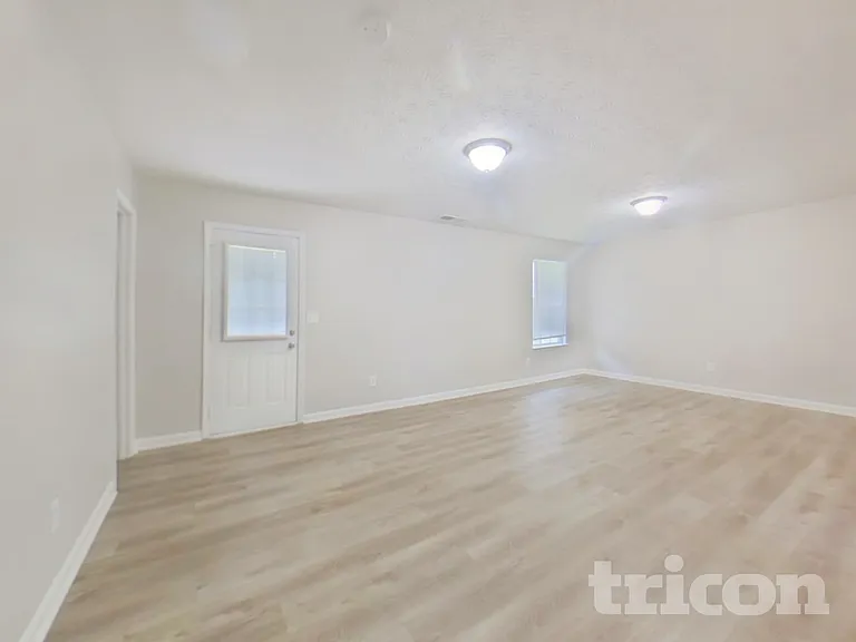 5733 Partin Ln — Photo 20