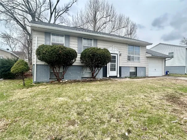 3105 29th Ave SW, Cedar Rapids, IA 52404