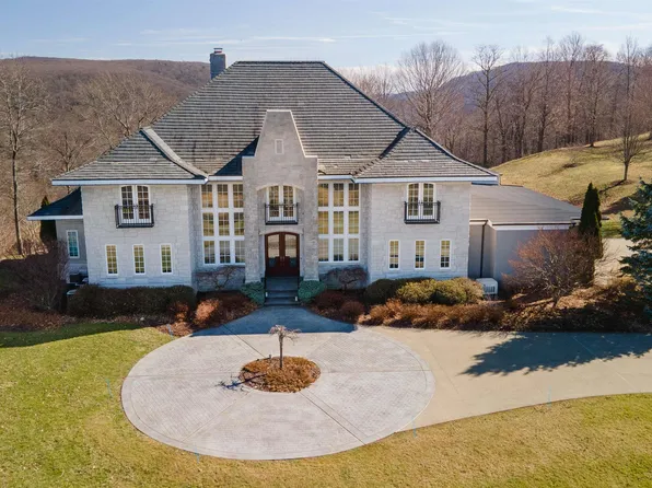 27 Miramichi Trl, Morgantown, WV 26508