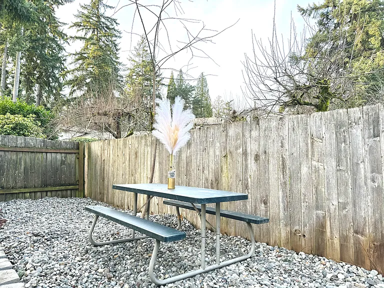 12828 130th Ave NE — Photo 9