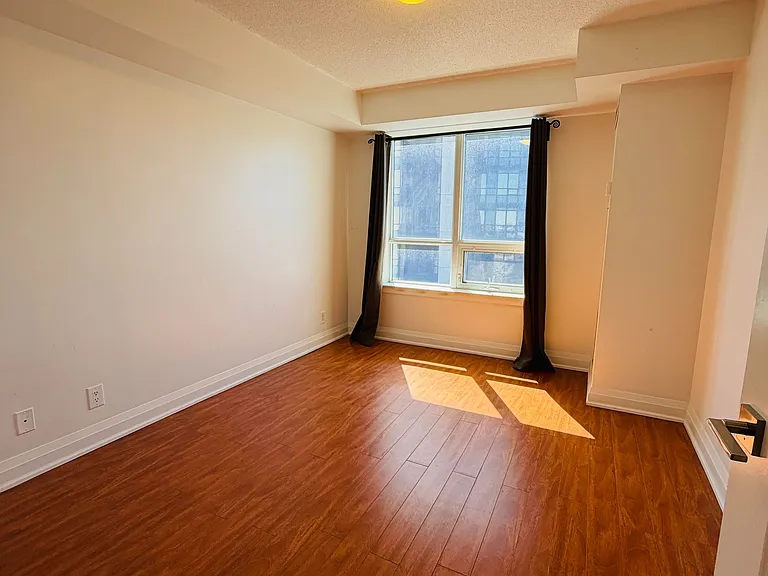 55 De Boers Dr #705 — Photo 4