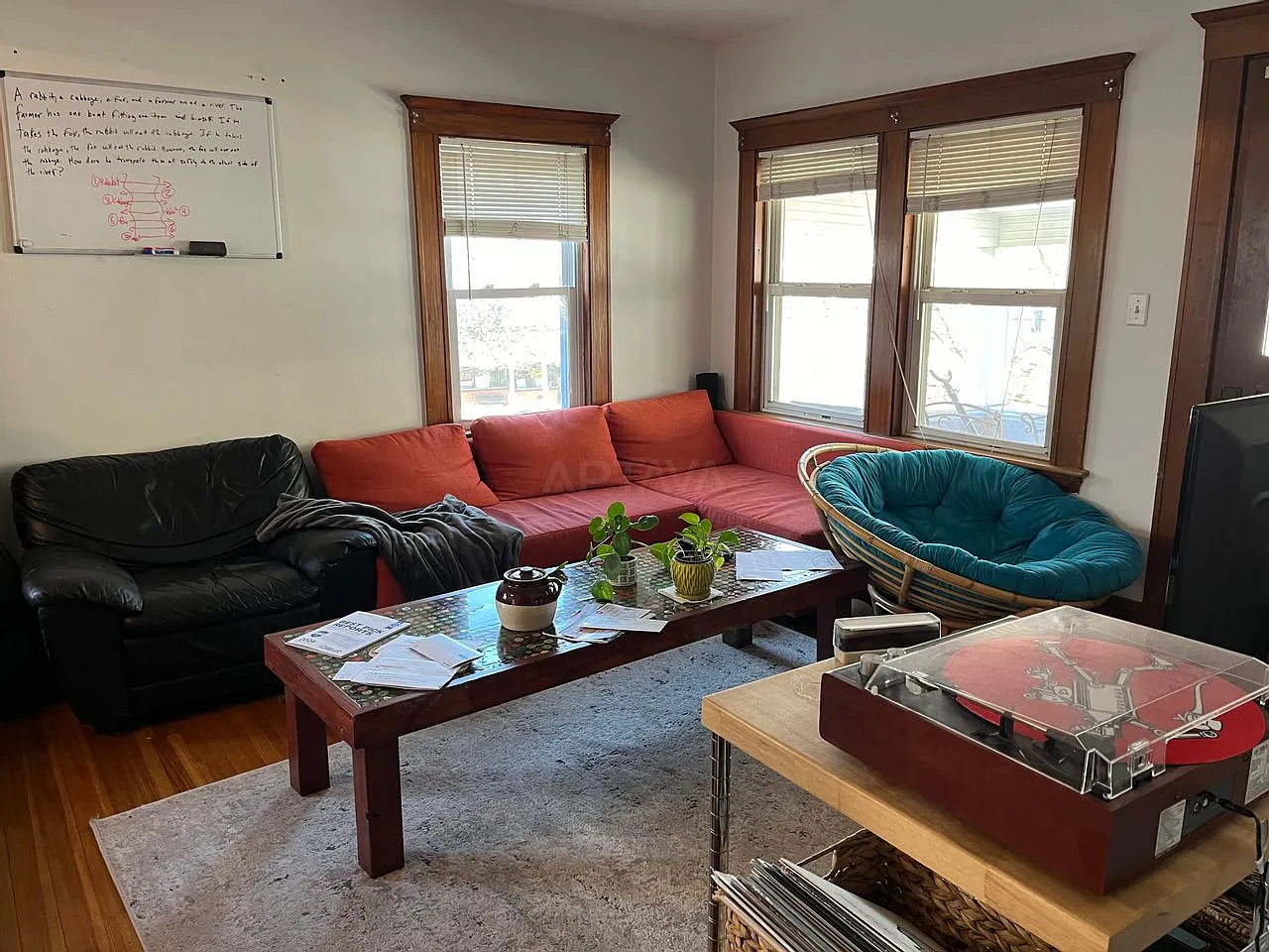 4 bed, $4,900 — Photo 3