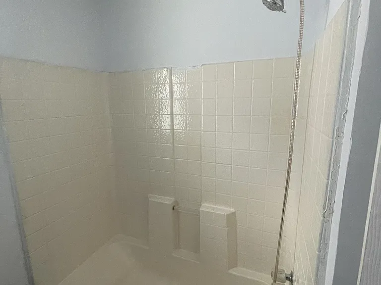 3225 Gifford St — Photo 9