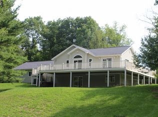150 Deerfield Dr, Hubbardston, MI 48845