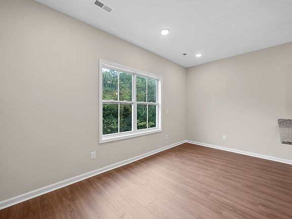 3rd image of 329 Cedar Ct #F