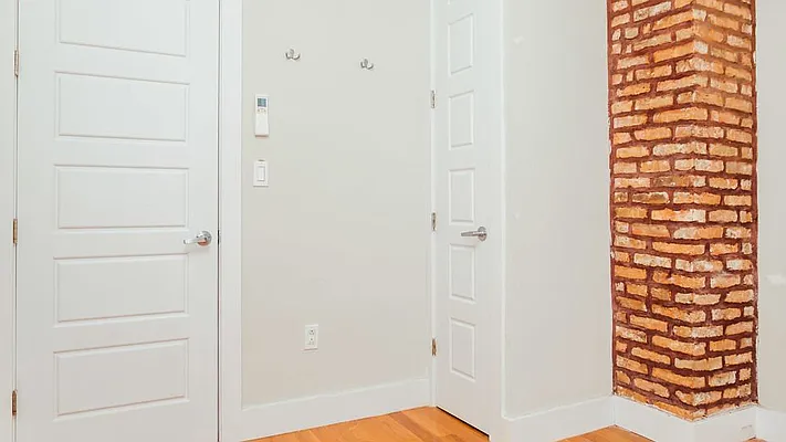 Rented by Nooklyn NYC LLC | media 6