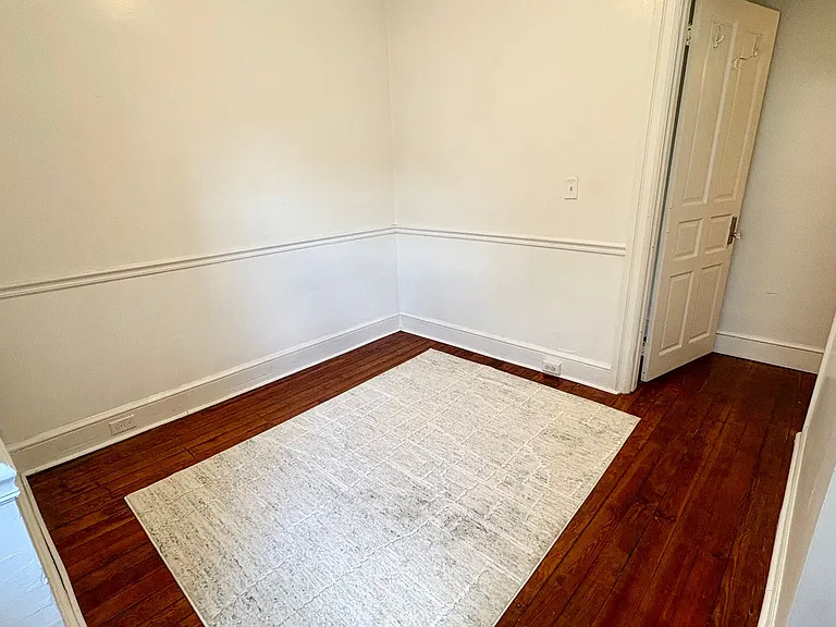 702 W King St-LDP — Photo 13