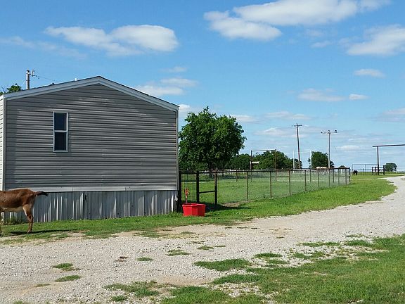 4th image of 27738 N County Road 3210