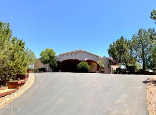 6025 Rinconada St, Farmington, NM 87402