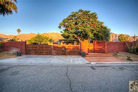 2nd image of 52095 Avenida Villa