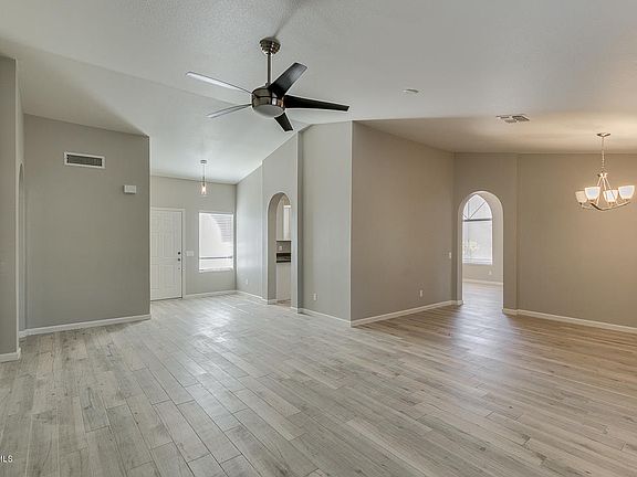 2nd image of 25202 S Buttonwood Dr