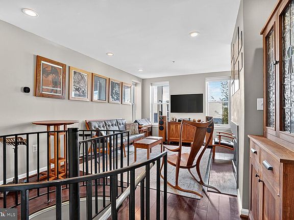 4th image of 2627 Adams Mill Rd NW APT 403