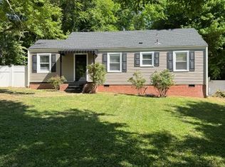 2310 Fernwood Dr, Greensboro, NC 27408