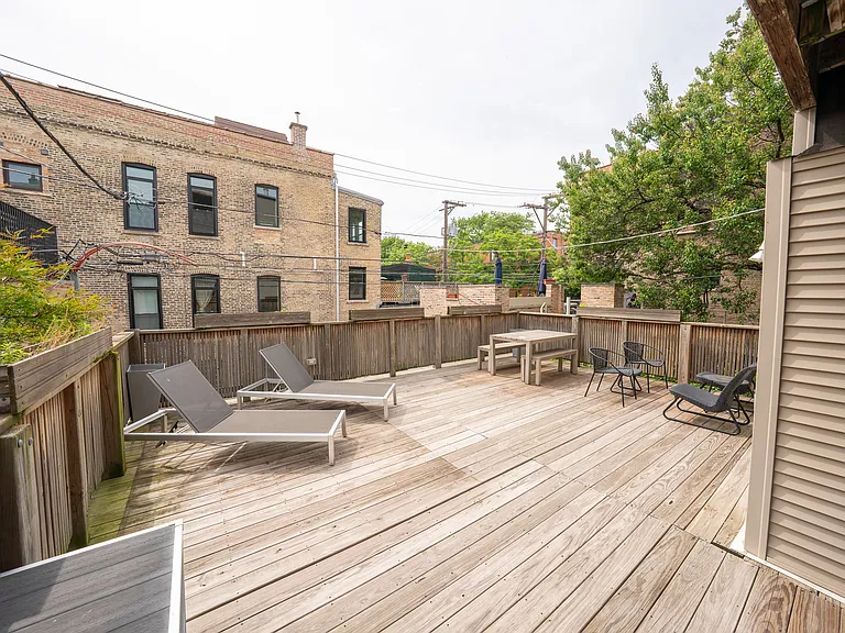 2208 N Sedgwick St #1 — Photo 15