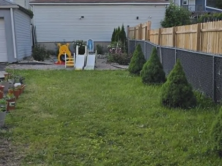 48 Kenneth St #1 — Photo 25