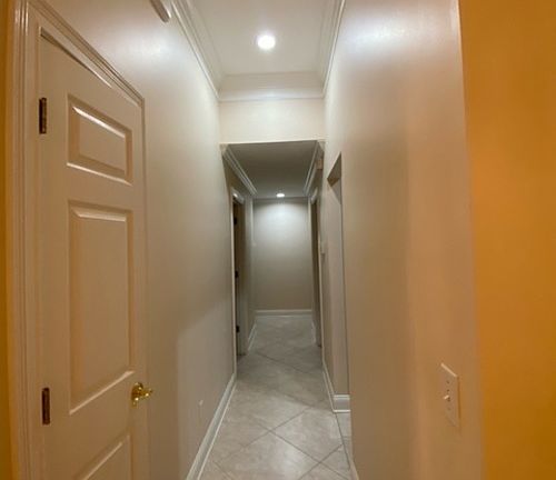 5th image of 5296 Oxford Crest Dr