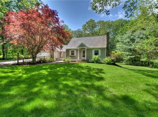 220 Forge Rd, North Kingstown, RI 02852