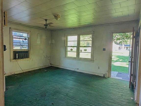 3rd image of 3620 Courtney Church Rd