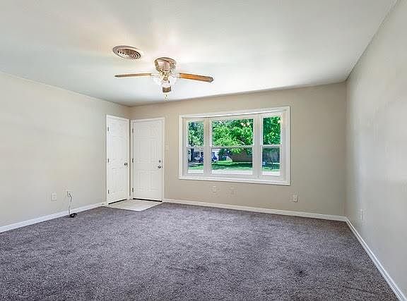2nd image of 207 Walnut St