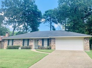 8843 Kensington Dr, Shreveport, LA 71118