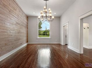 9169 Henderson Rd, Denham Springs, LA 70726