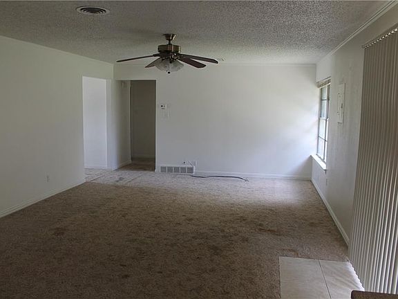 4th image of 5020 Ira St
