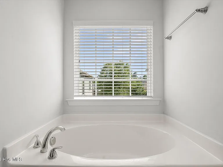 918 Williford Run Dr — Photo 15