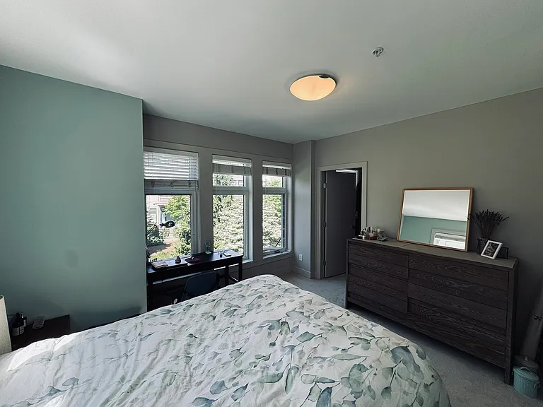 5879 Gray Ave #4 — Photo 21