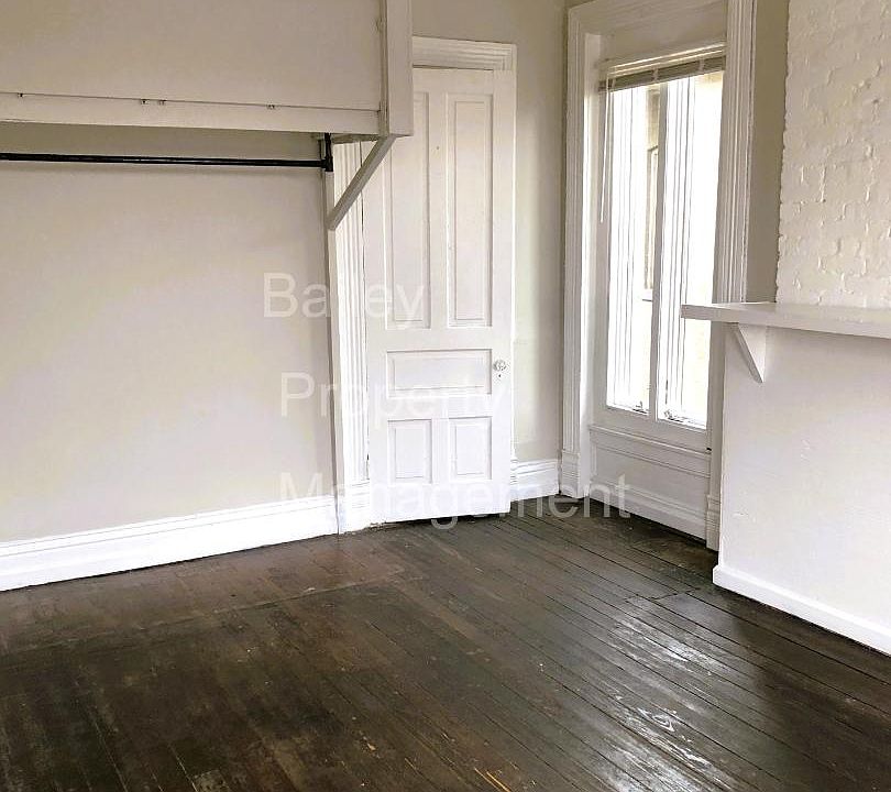 Unit Photo