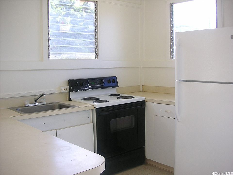 2nd image of 87-155 Kakalena St #6