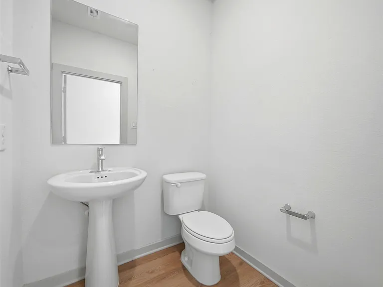 515 Millbrook Blvd — Photo 21