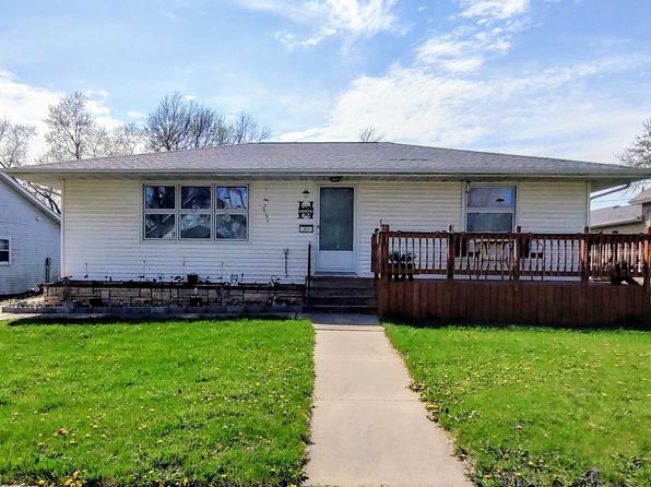 305 S Main St, Laurel, IA 50141