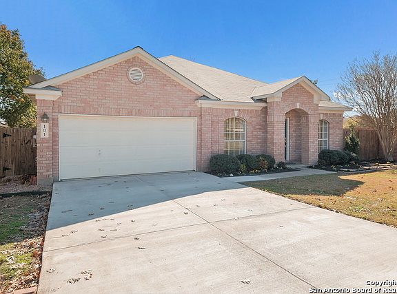 2nd image of 101 Spice Oak Ln