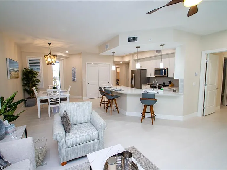 262 Indies Dr E #101 — Photo 6