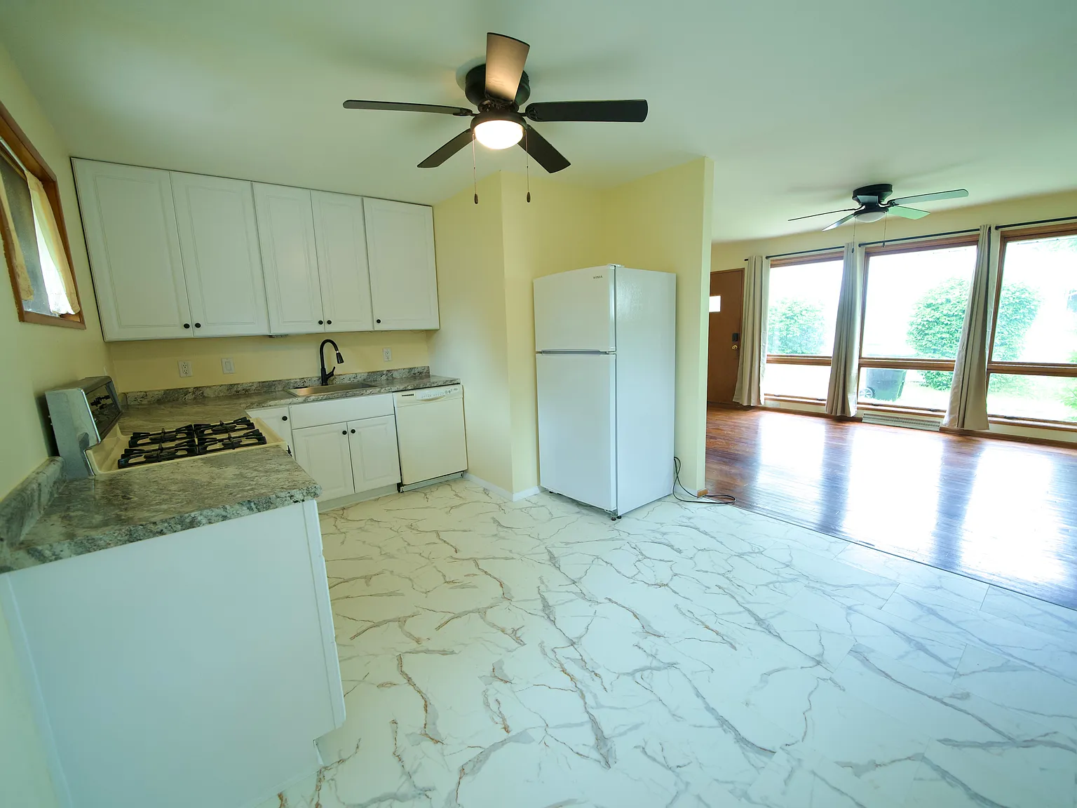 703 Green — Photo 3