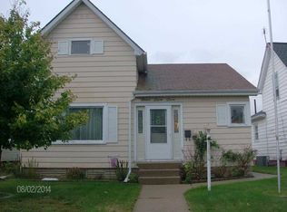 422 W 9th St, Mishawaka, IN 46544