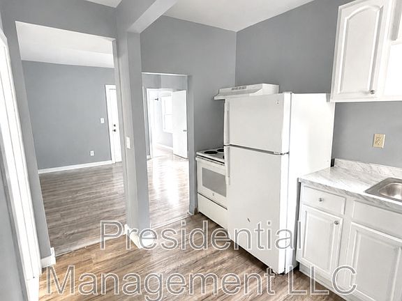 3rd image of 54 Bronson St #Ref2
