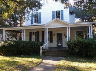 233 Broad St, Georgetown, SC 29440