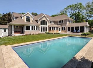 13 King Caesar Ln, Duxbury, MA 02332