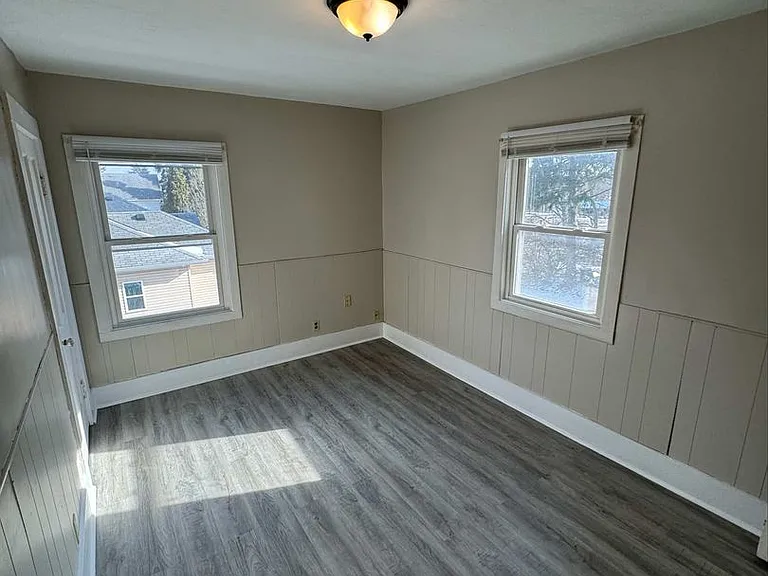 1426 High St — Photo 4