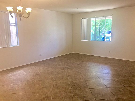5th image of 1576 Summer Creek Ct