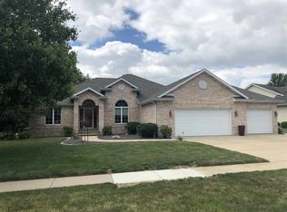 2716 Tartan Way, Springfield, IL 62711
