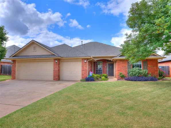 1833 Lariat Trl, Edmond, OK 73012