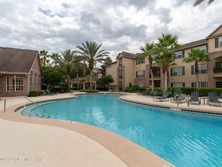 7800 Point Meadows Dr #1232 — Photo 28