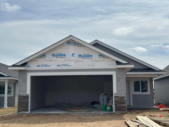 720 Cherrywood Ln, Isanti, MN 55040