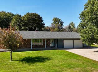 615 Lake Ave E, Fulda, MN 56131