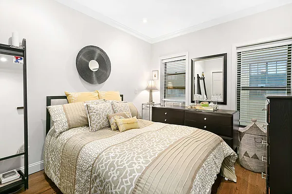 Rented by Compass | media 3