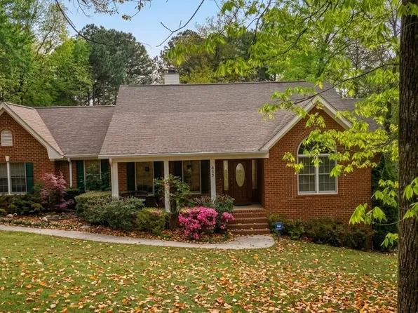 435 Live Oak Trl NE, Cleveland, TN 37323