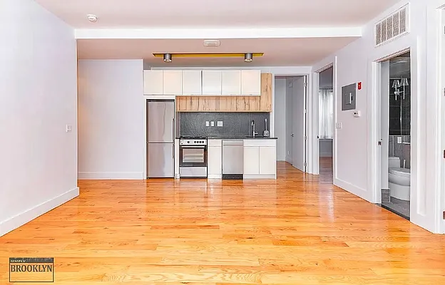 Rented by Simply Brooklyn Realty Inc | media 10
