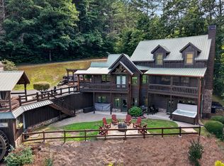 24 Twin Lakes Rd, Blue Ridge, GA 30513